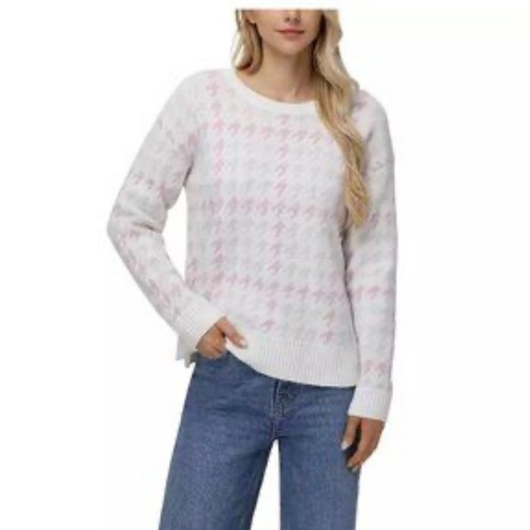 525 Pink and White houndstooth Sweater - Picture 2 of 8